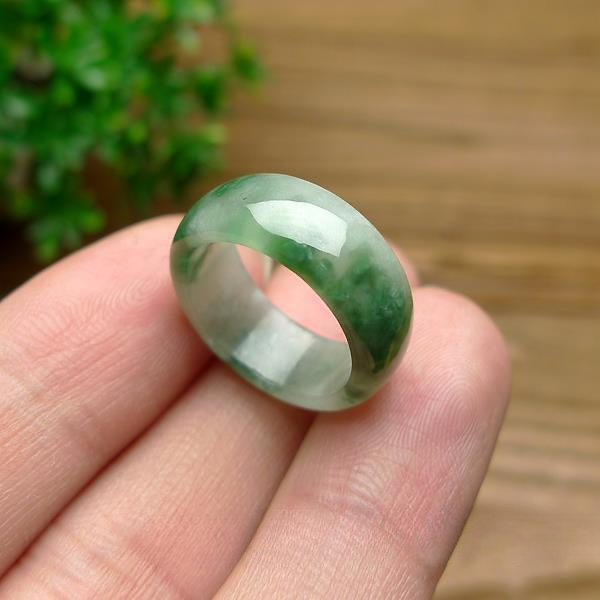 Green Jade Ring Natural Gemsto - Jewelry Making With Stones recension och pris